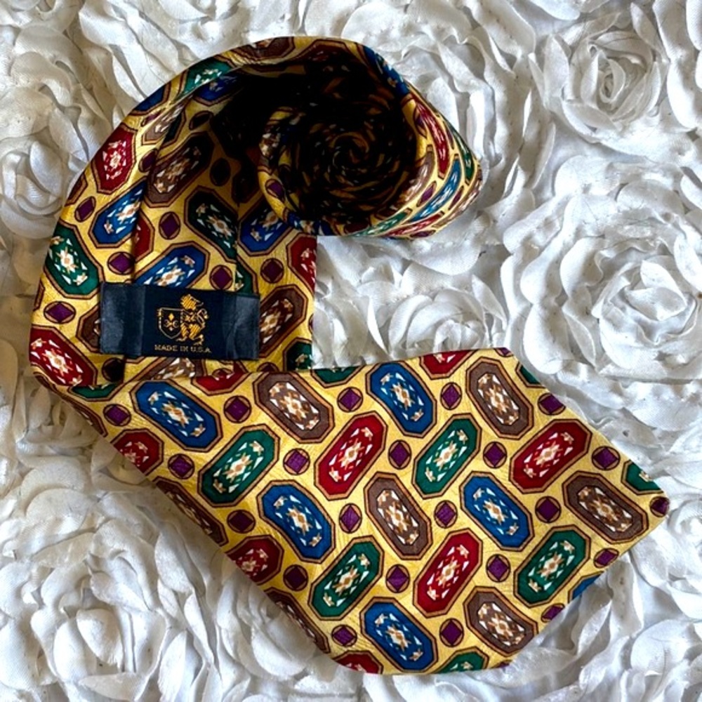 New jewel 💎 mens made in USA silk tie